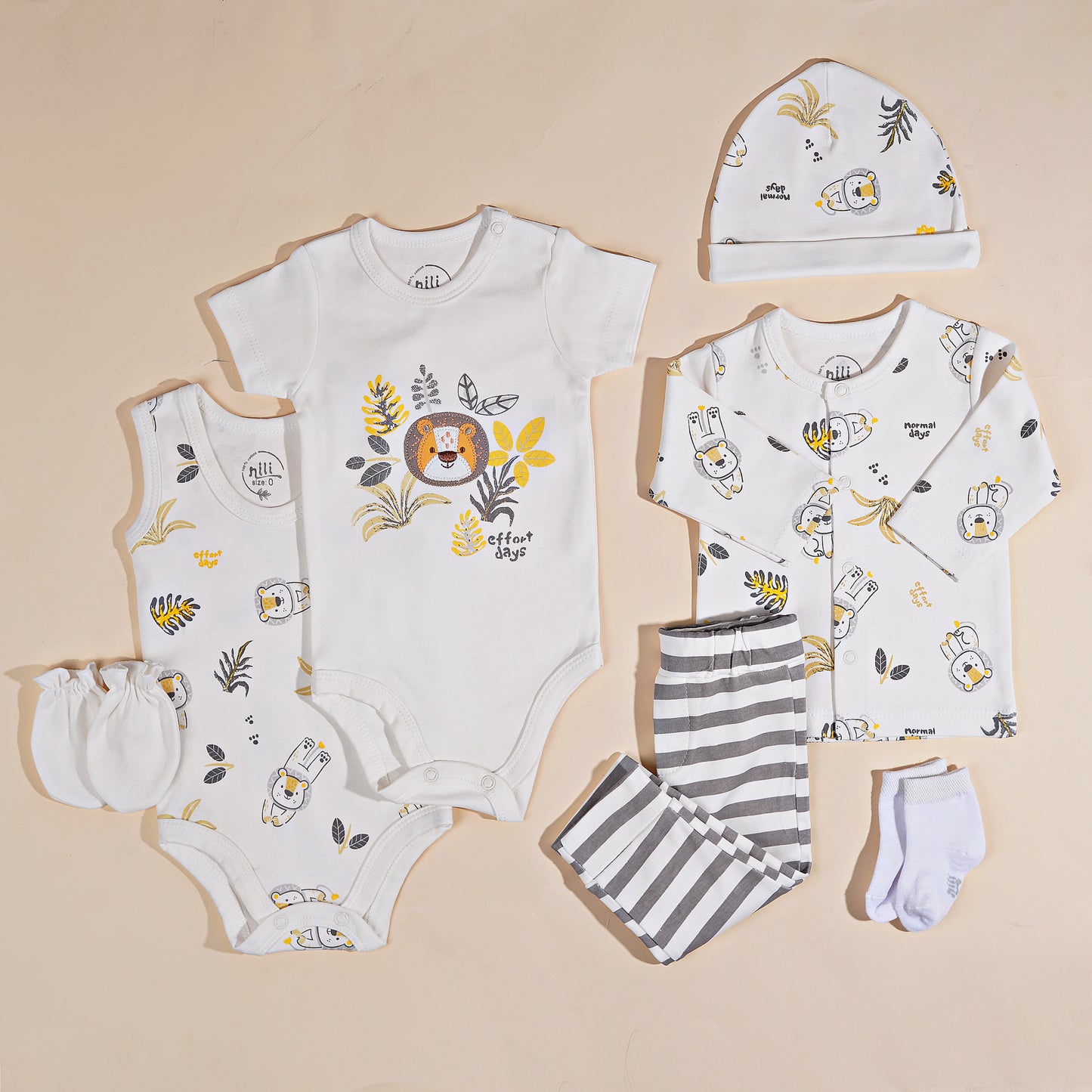 13-piece CLOTHING GIFT SET LEO